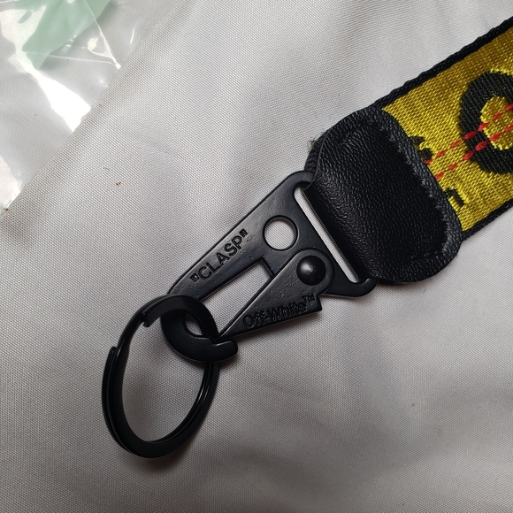 Off-White Black and Yellow Strap Keychain - Picture 3 of 3